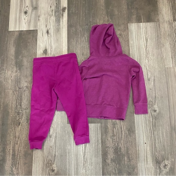 Old Navy Zip Up Hoodie and Pink Sweatpants Set - Picture 4 of 4
